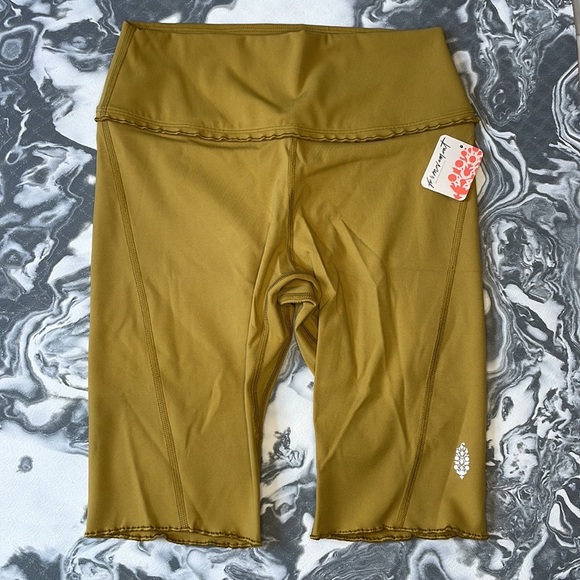 Free People Pants - NWT Free People Movement Heart Rate Shorts - Alchemy Small